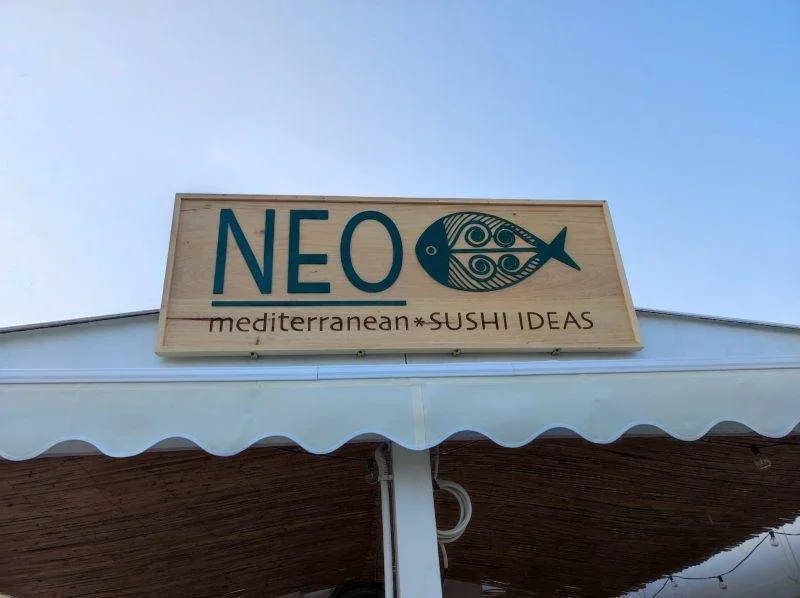 Carteles y rótulos de madera para restaurantes y bares