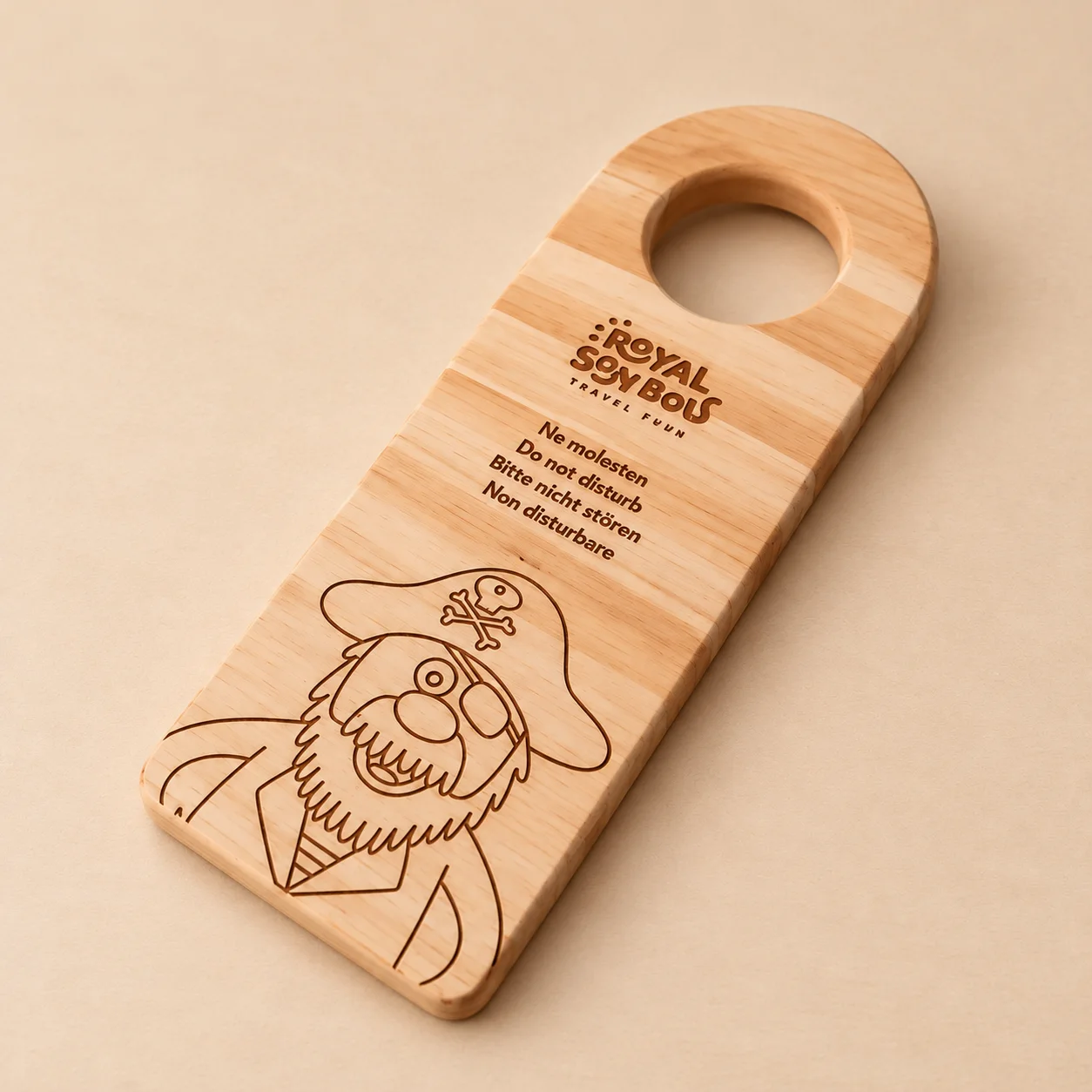 Colgador de puerta en madera personalizado