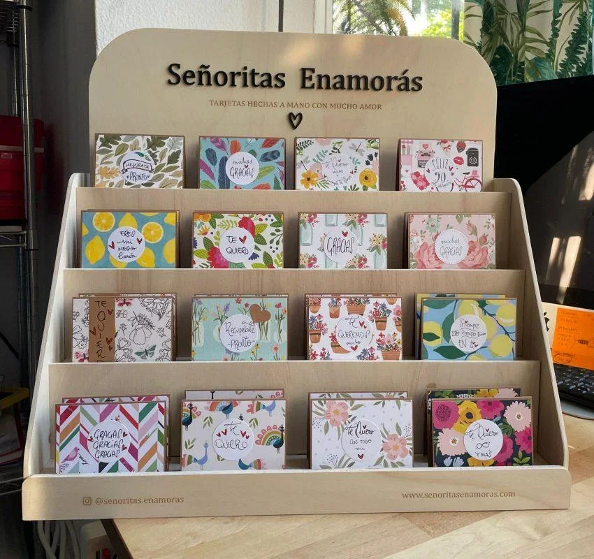Expositor display para tarjetas