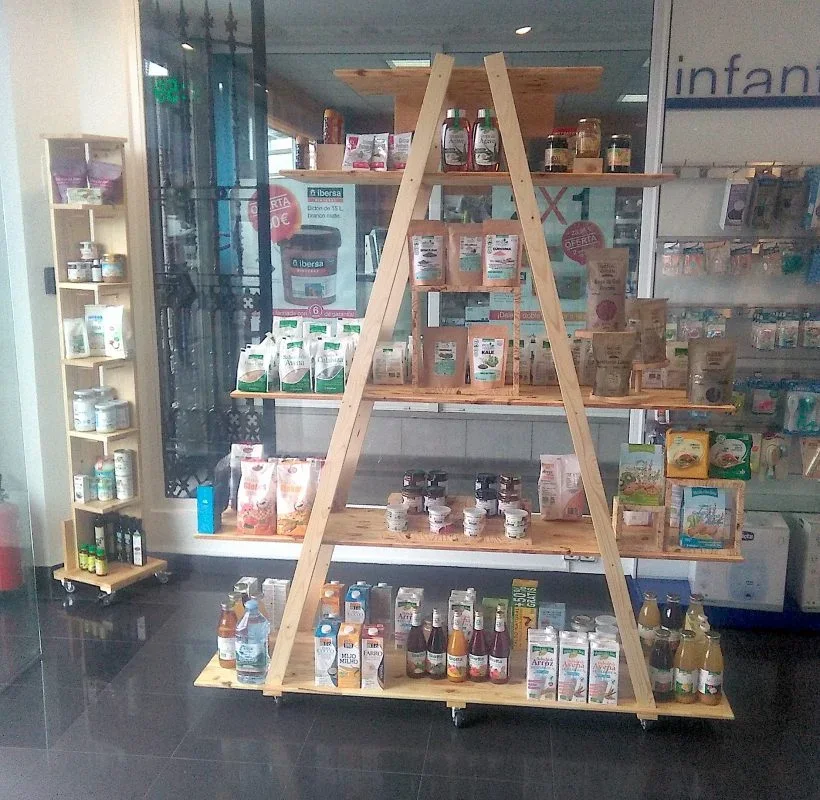 Mostrador para farmacia personalizado 2027